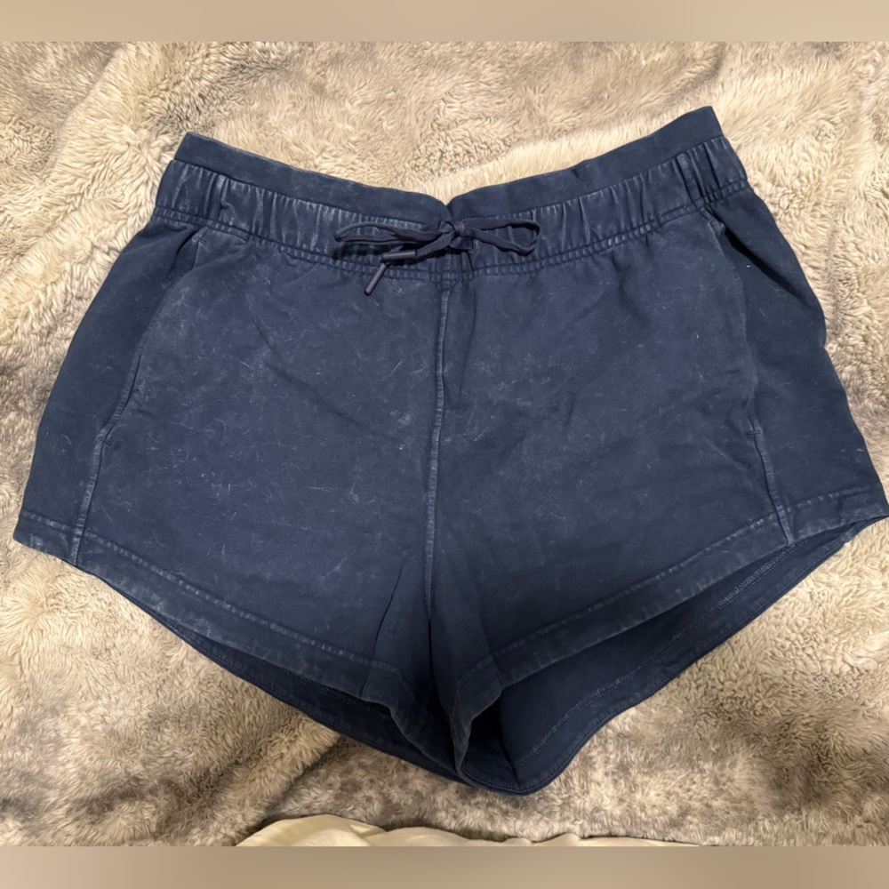 Lululemon scuba shorts